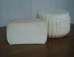 Τυροζούλι Σητείας ≈1 kg  ΚΟΥΒΑΡΑΚΗΣ